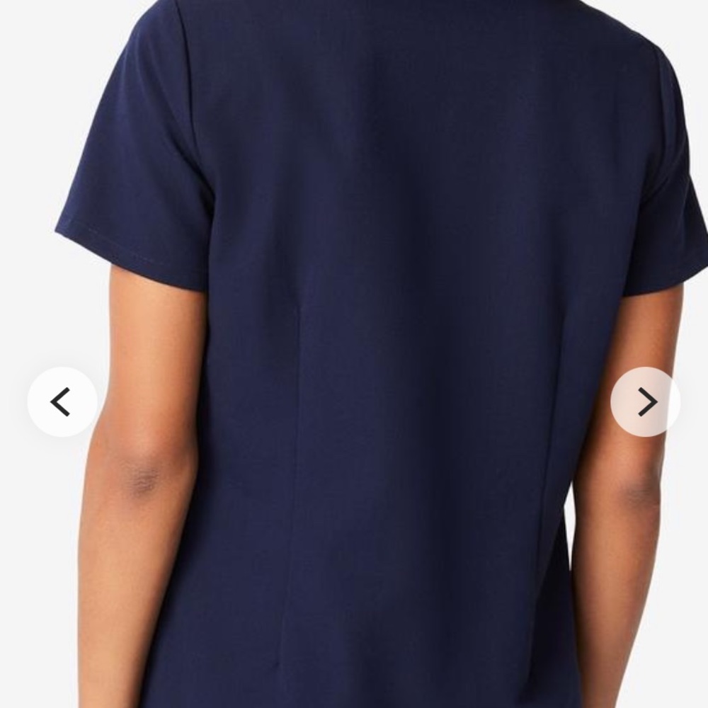 FIGS S CASMA THREE POCKET SCRUB TOP NAVY BLUE - Picture 5 of 8
